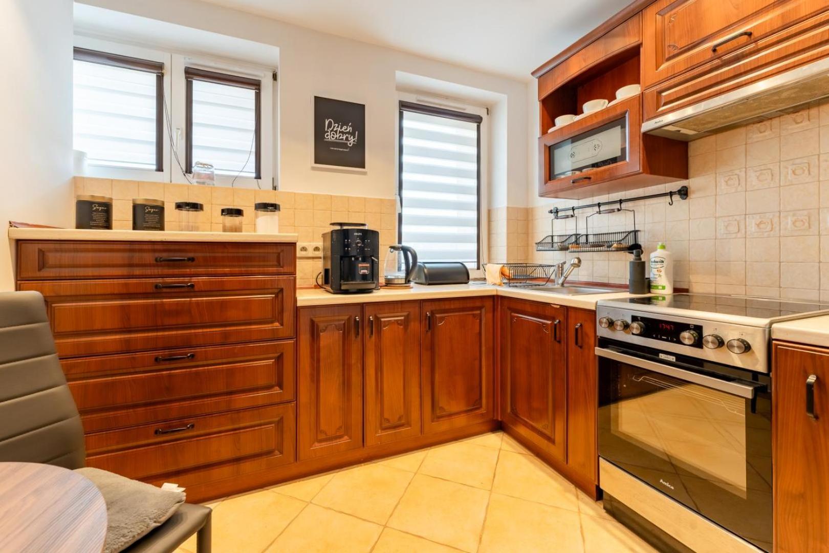 Apartament Ratuszlove - 2 Osobne Sypialnie, Z Widokiem Na Ratusz - By Spaceapart Єленя-Ґура Екстер'єр фото